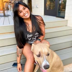 Meet your Posher, Kiana